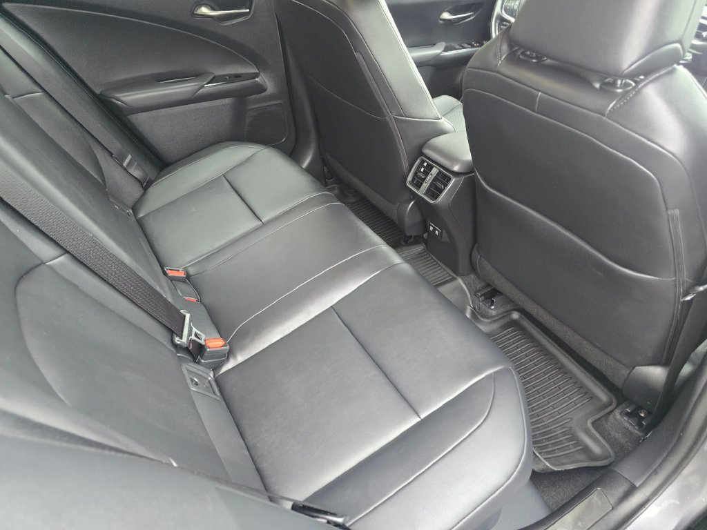 Certified 2020 Lexus UX 250h w/ Premium Package AWD/4WD image 11