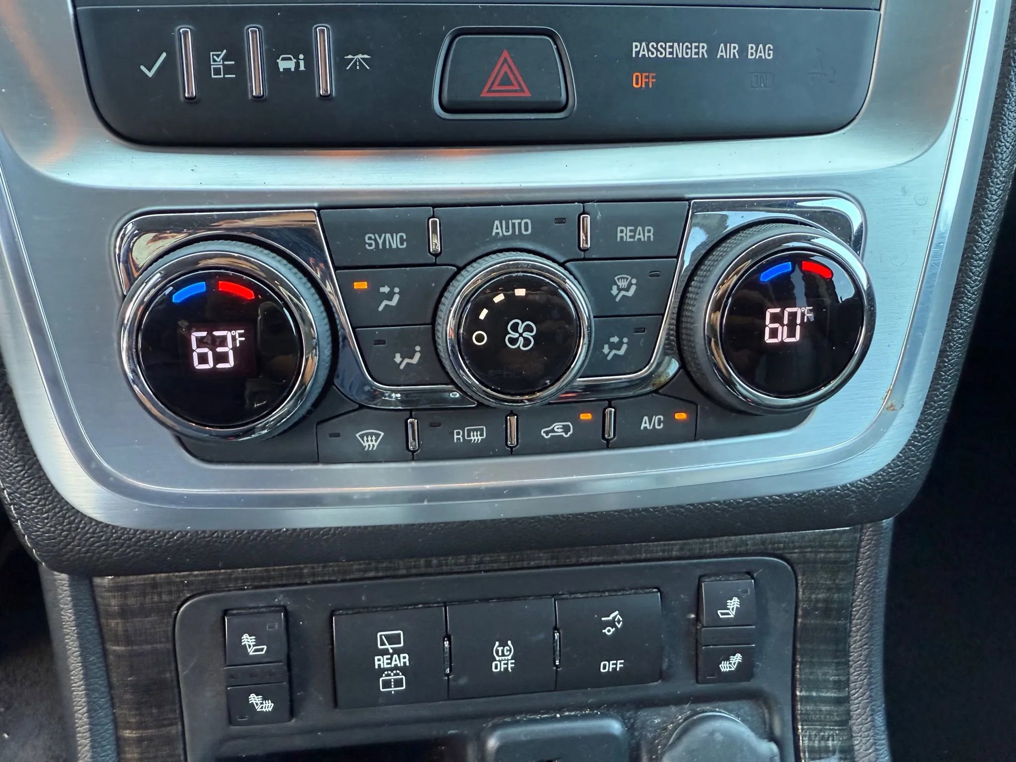 Used 2016 GMC Acadia SLT image 26