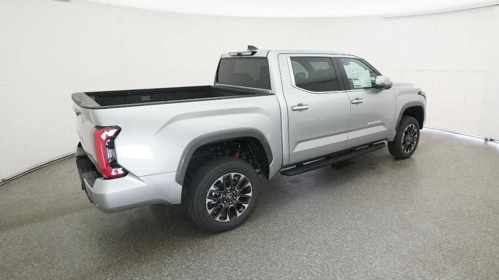 New 2026 Toyota Tundra Limited AWD/4WD image 9