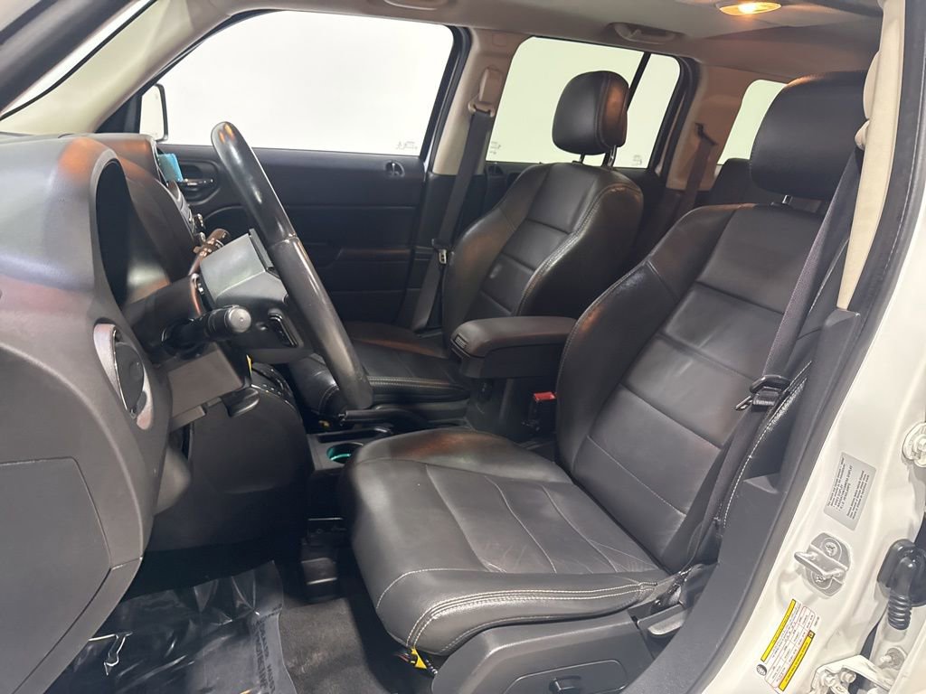 Used 2015 Jeep Patriot High Altitude image 19