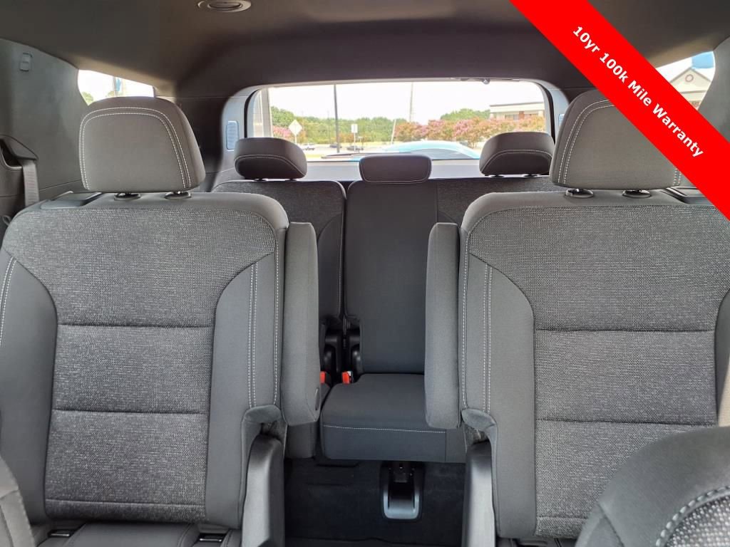 New 2025 Chevrolet Traverse LT w/ Driver Confidence Package image 16
