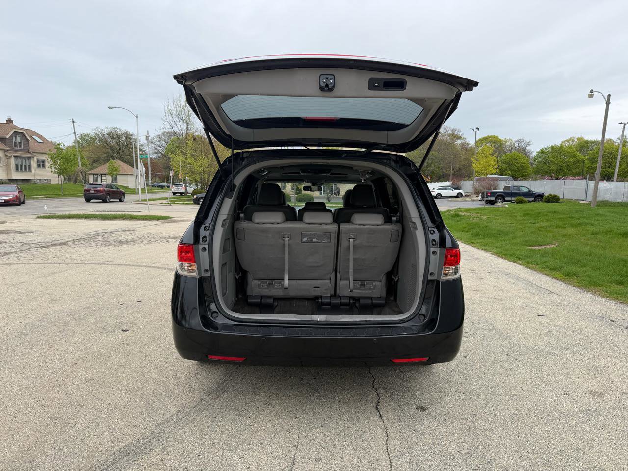 Used 2014 Honda Odyssey Touring image 8