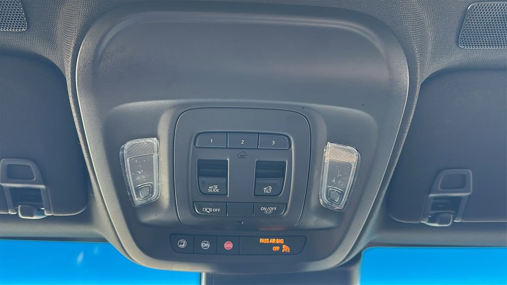 Used 2025 Cadillac CT4 Premium Luxury image 31