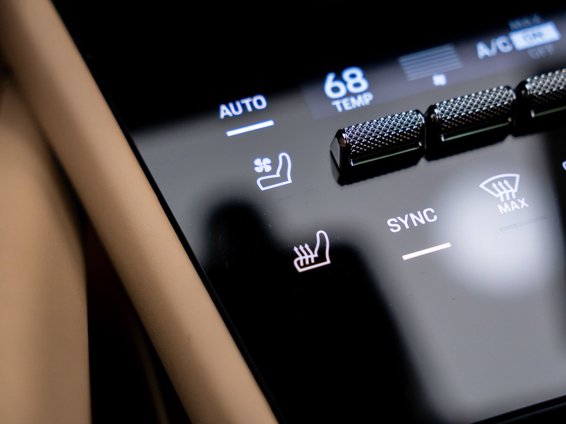 New 2026 Porsche Cayenne Coupe AWD/4WD image 28