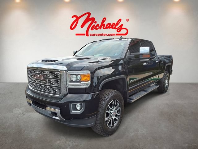 Used 2019 GMC Sierra 2500 Denali AWD/4WD image 3