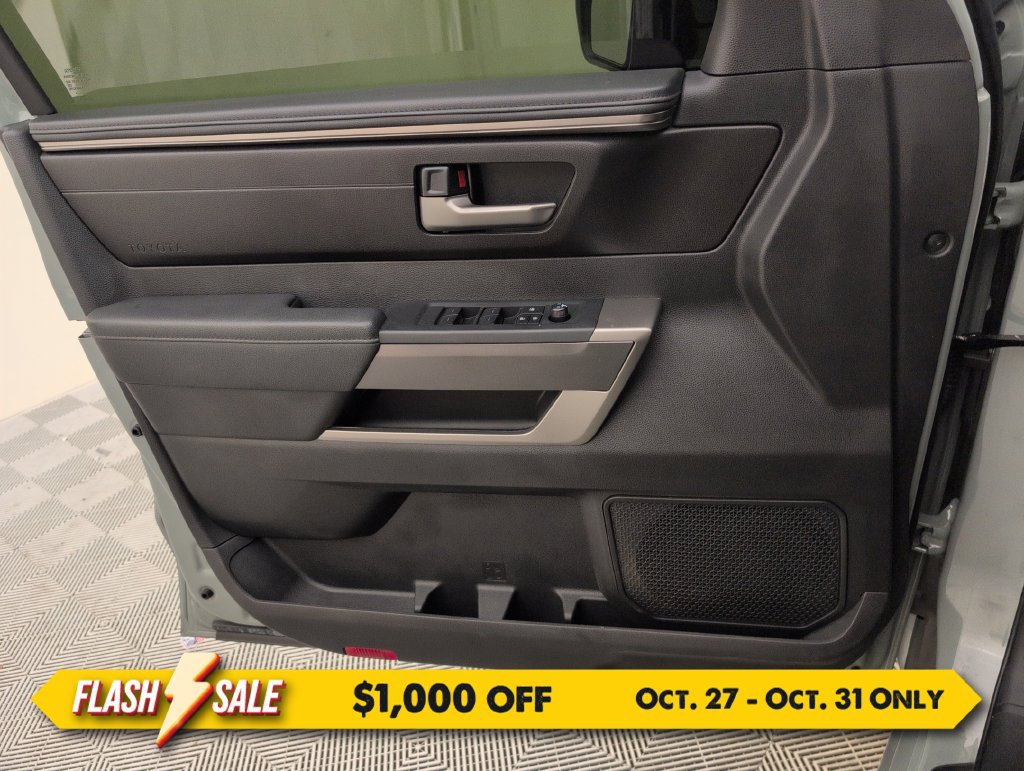 Used 2026 Toyota Tundra SR5 w/ SR5 Premium Package AWD/4WD image 32