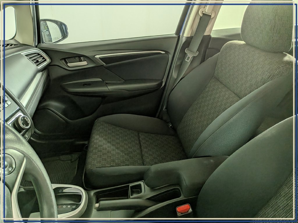 Used 2016 Honda Fit LX image 27