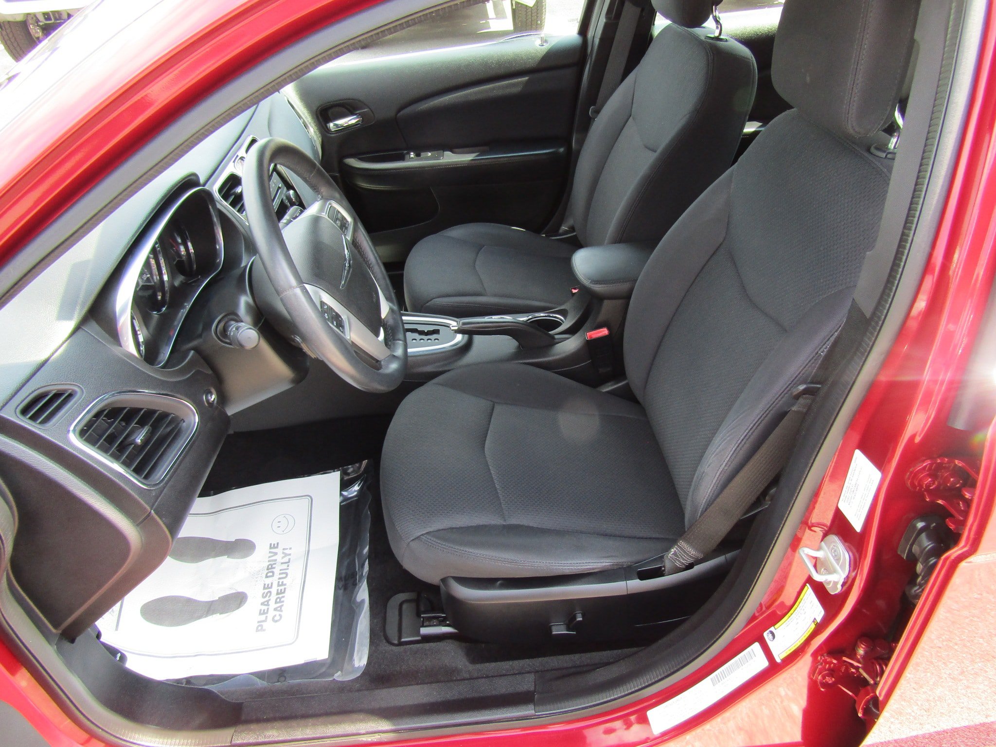 Used 2013 Chrysler 200 Touring FWD image 13