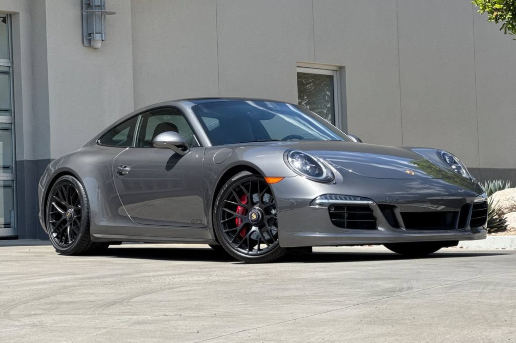 Used 2016 Porsche 911 Carrera GTS RWD image 2