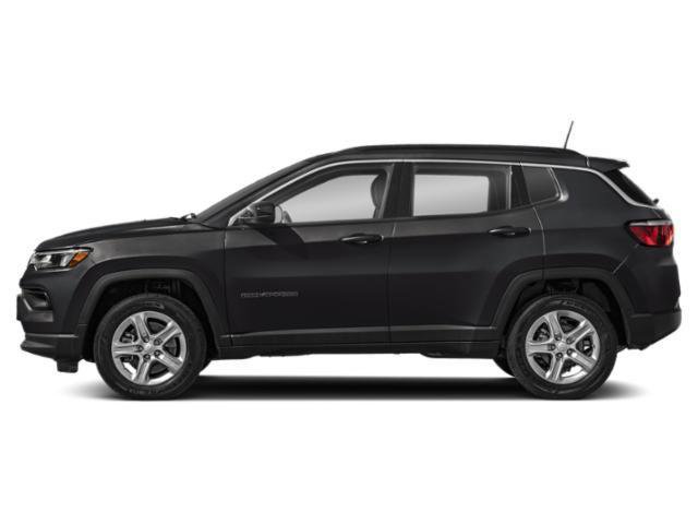 Certified 2023 Jeep Compass Limited AWD/4WD image 2