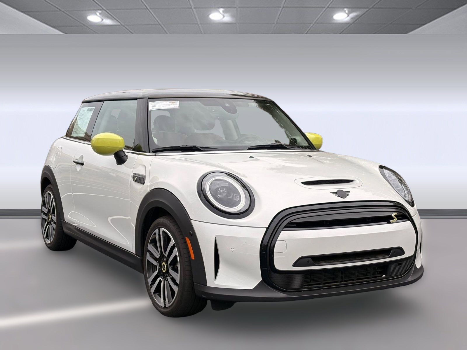 Certified 2024 MINI Cooper SE image 7