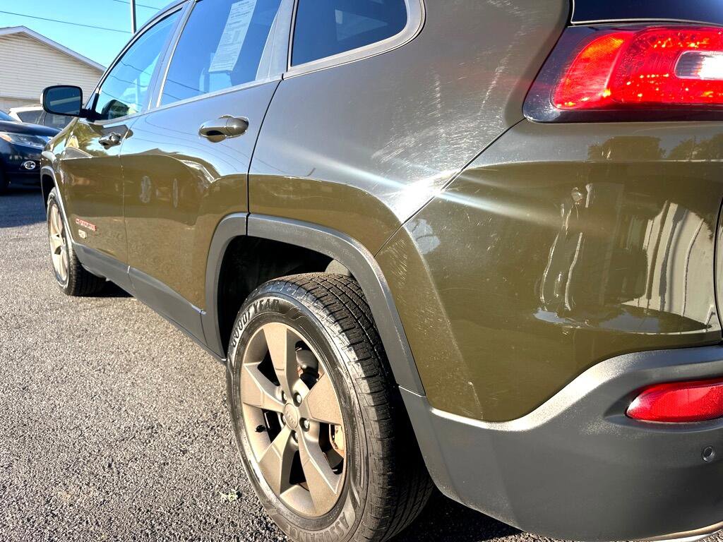 Used 2016 Jeep Cherokee 75th Anniversary image 16