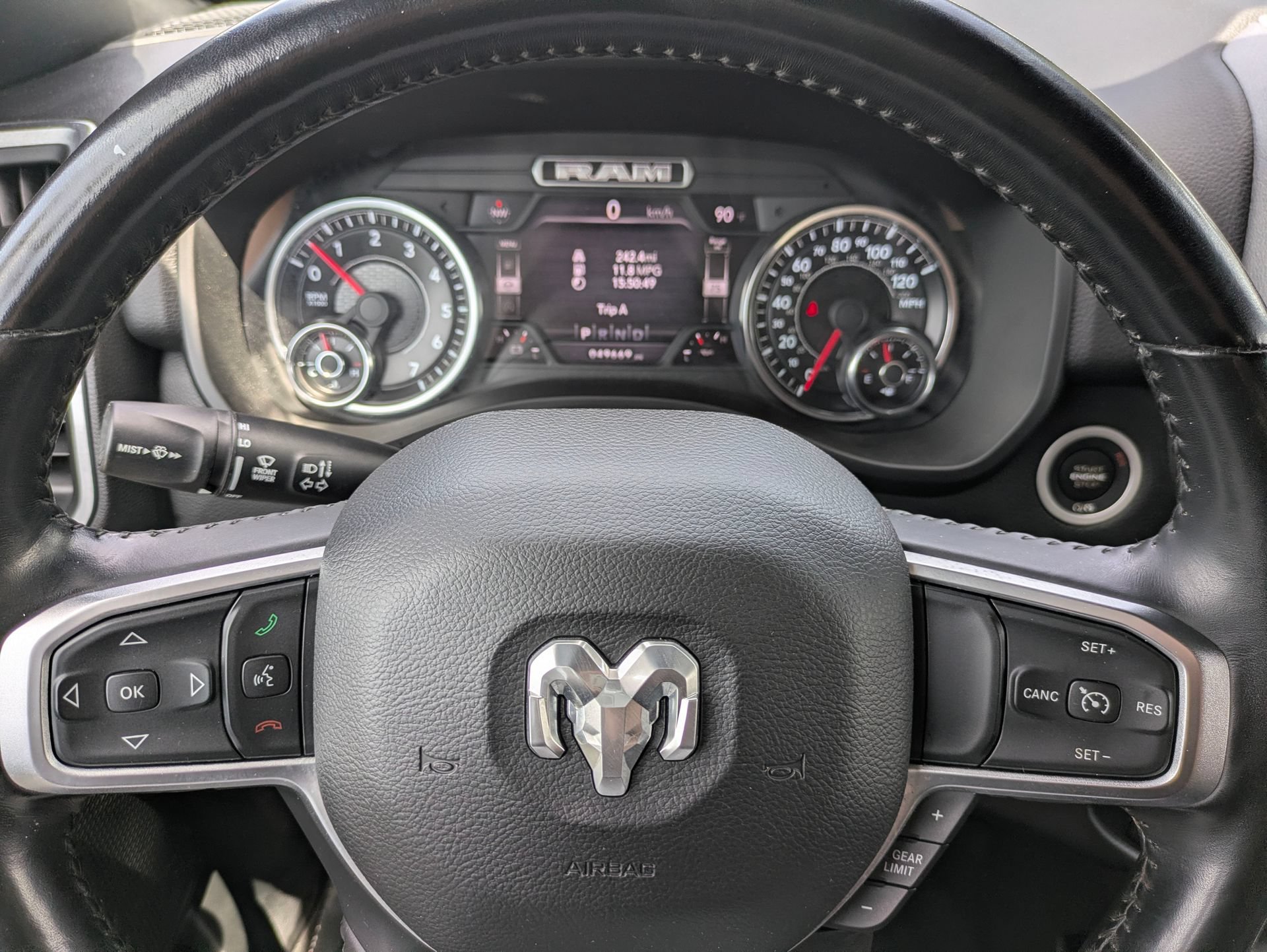 Used 2021 RAM 1500 Big Horn AWD/4WD image 33