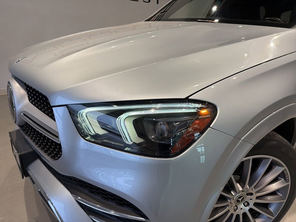 Used 2022 Mercedes-Benz GLE 450 4MATIC w/ AMG Line Exterior image 9