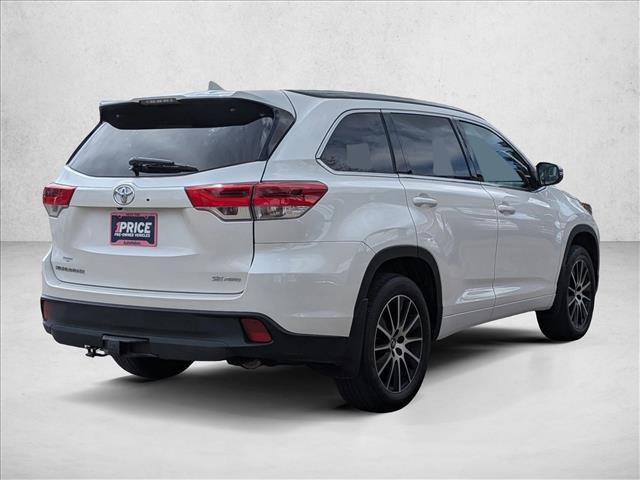 Used 2017 Toyota Highlander SE image 5