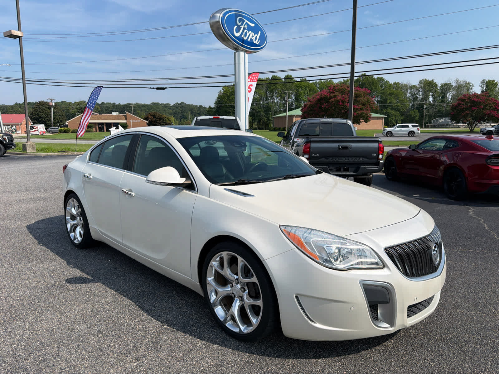 Used 2014 Buick Regal GS w/ Driver Confidence Package #1 AWD/4WD image 1