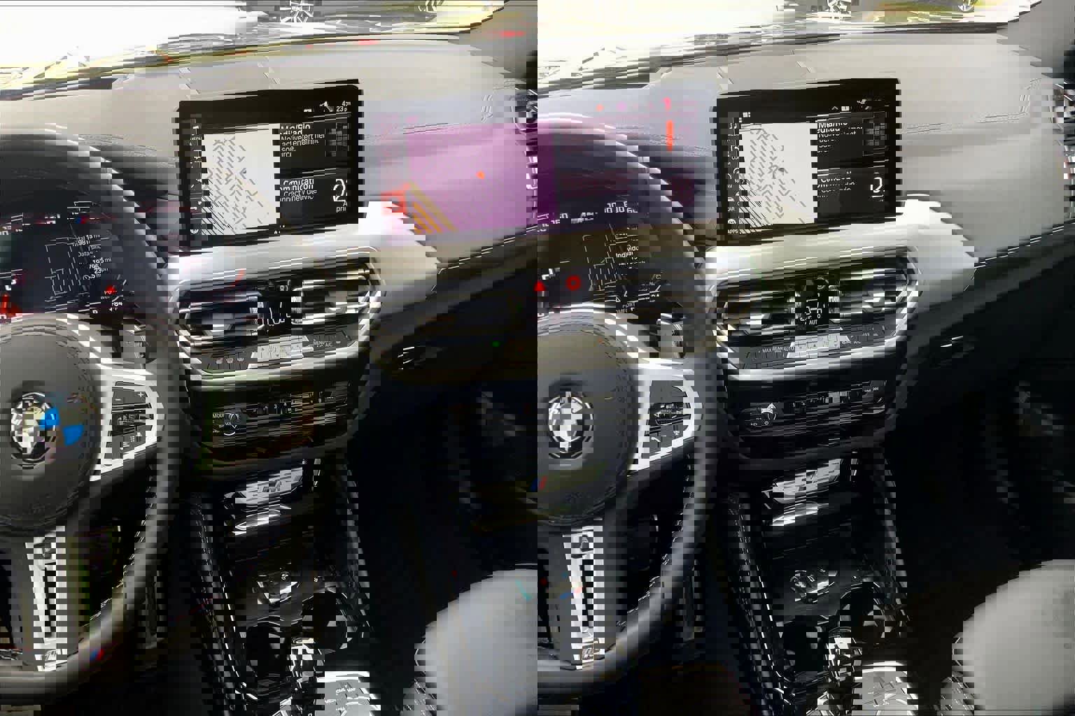 Used 2023 BMW X4 M40i w/ Premium Package image 6