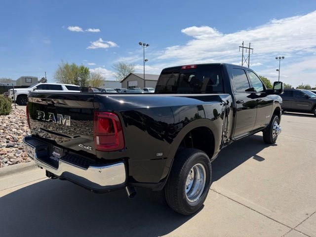 New 2026 RAM 3500 Laramie AWD/4WD image 6