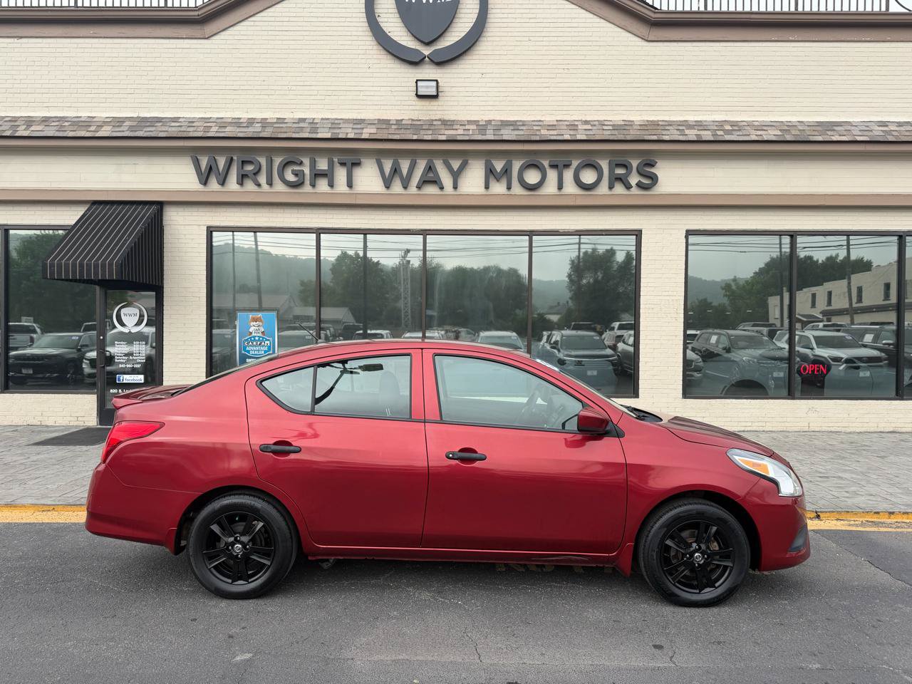 Used 2019 Nissan Versa S Plus FWD image 2
