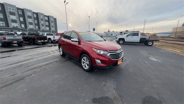 Used 2019 Chevrolet Equinox Premier image 2