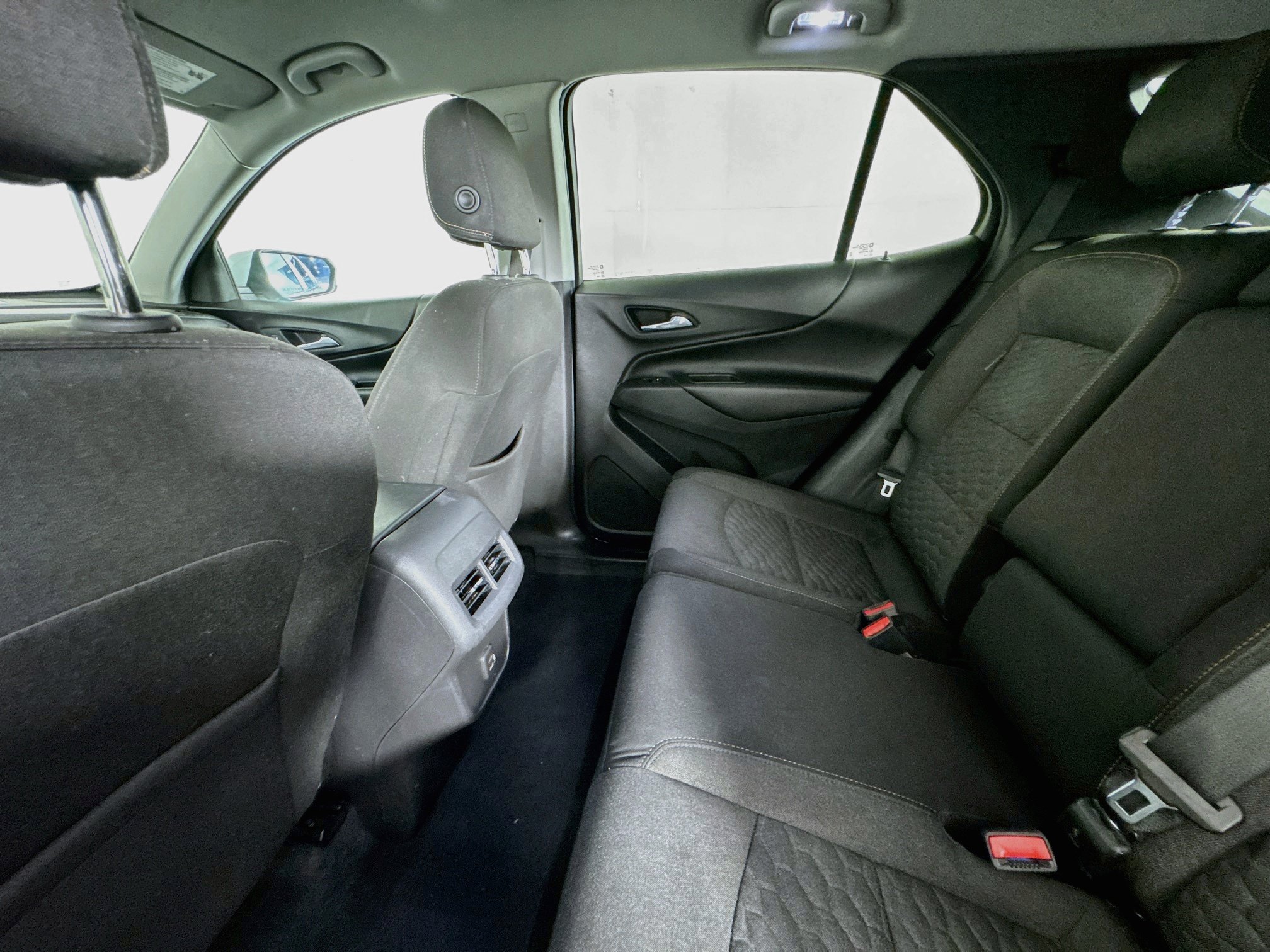 Used 2021 Chevrolet Equinox LT FWD image 42