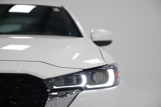 Used 2022 MAZDA CX-5 Signature AWD/4WD image 3