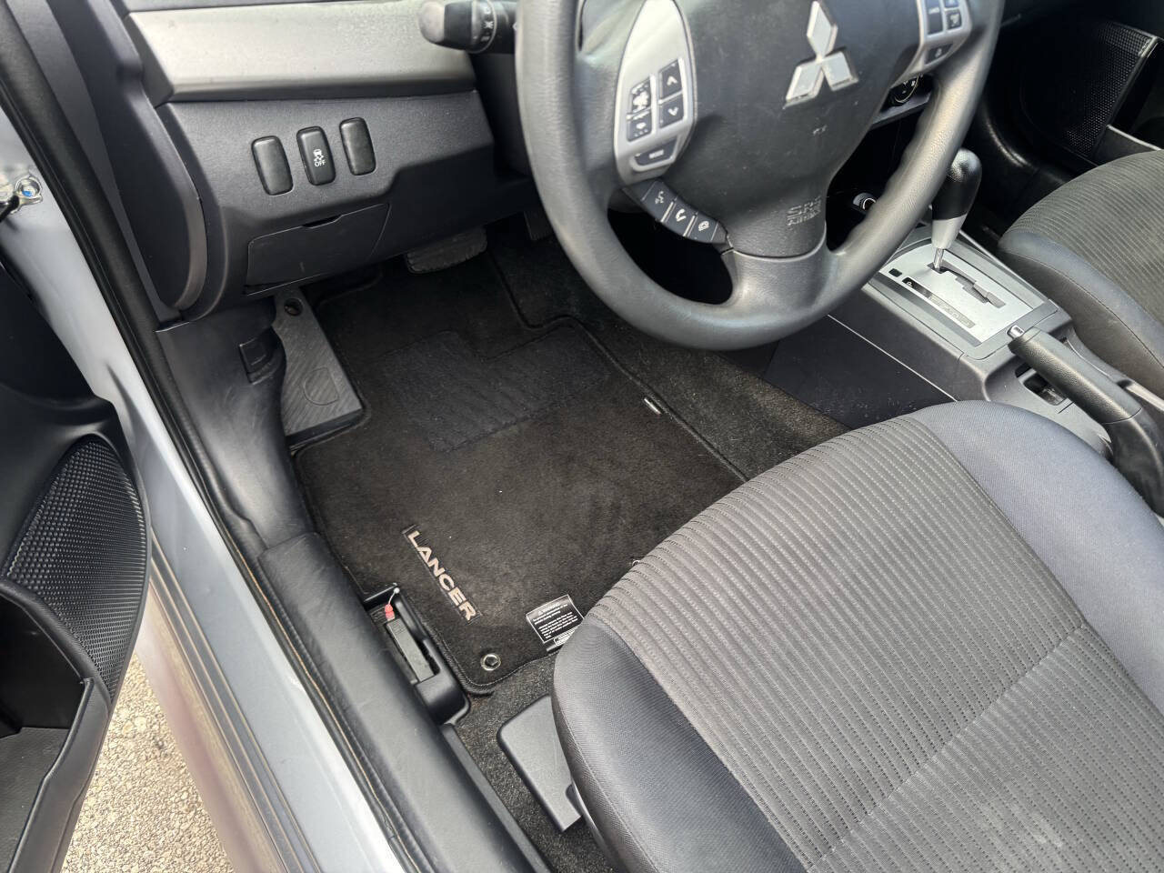 Used 2015 Mitsubishi Lancer ES FWD image 13