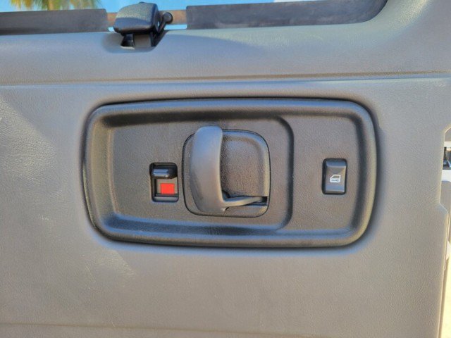 Used 2021 Chevrolet Express 3500 LT w/ LT Preferred Equipment Group RWD image 9