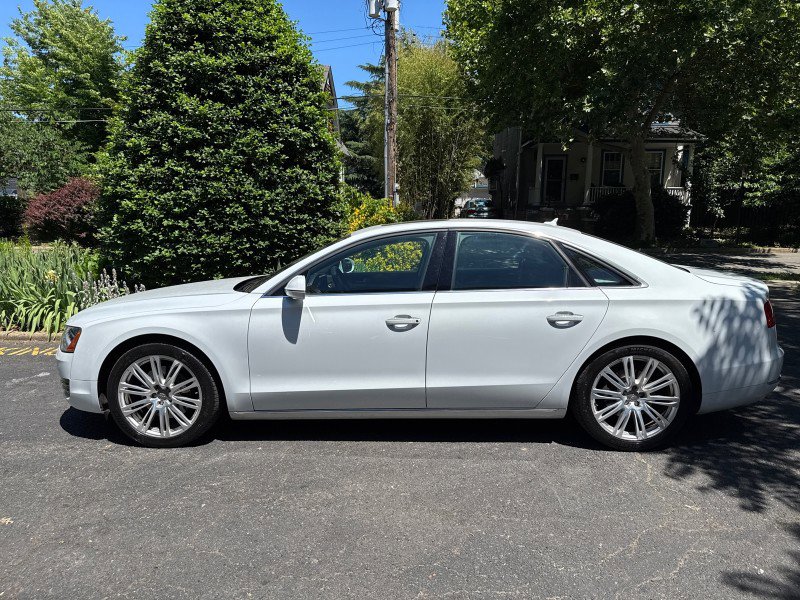 Used 2013 Audi A8 3.0T w/ Convenience Pkg AWD/4WD image 7