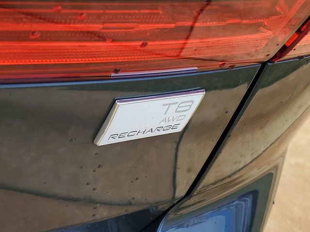 Used 2023 Volvo XC60 T8 Plus image 34