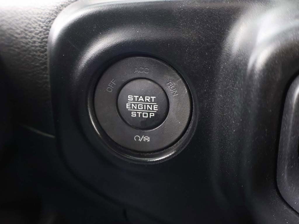 Used 2022 Jeep Wrangler Unlimited Sport image 33