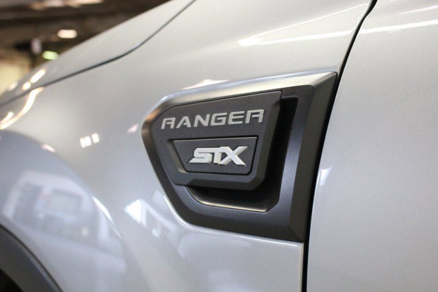 Used 2020 Ford Ranger XL w/ Equipment Group 101A Mid image 4