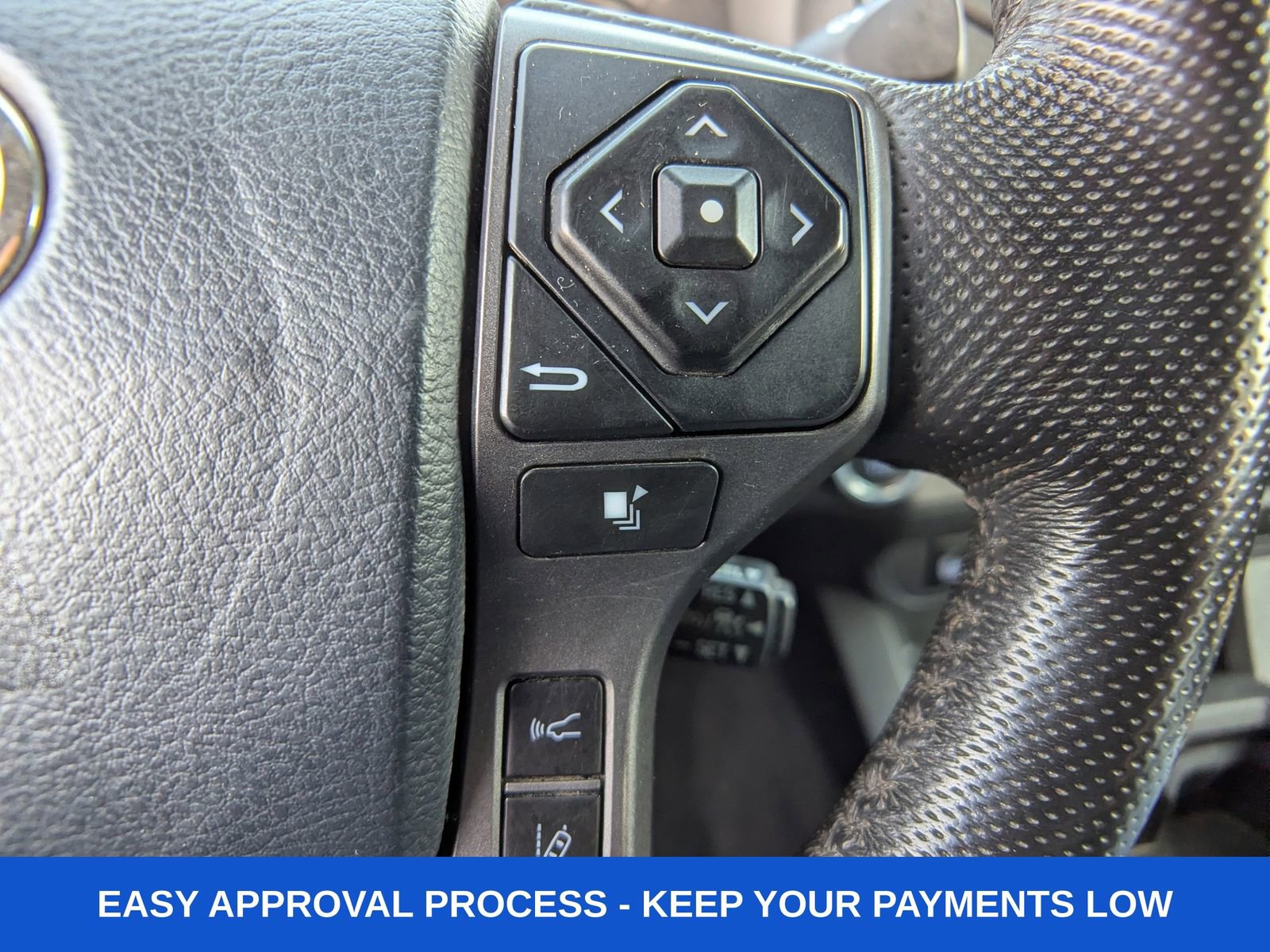 Used 2020 Toyota Tacoma TRD Off-Road w/ Technology Package image 23