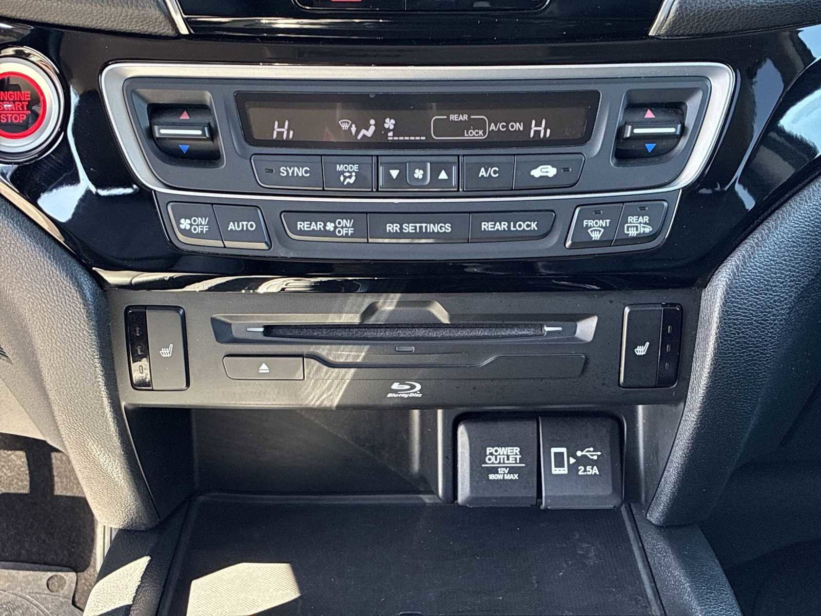 Used 2021 Honda Pilot Touring image 17
