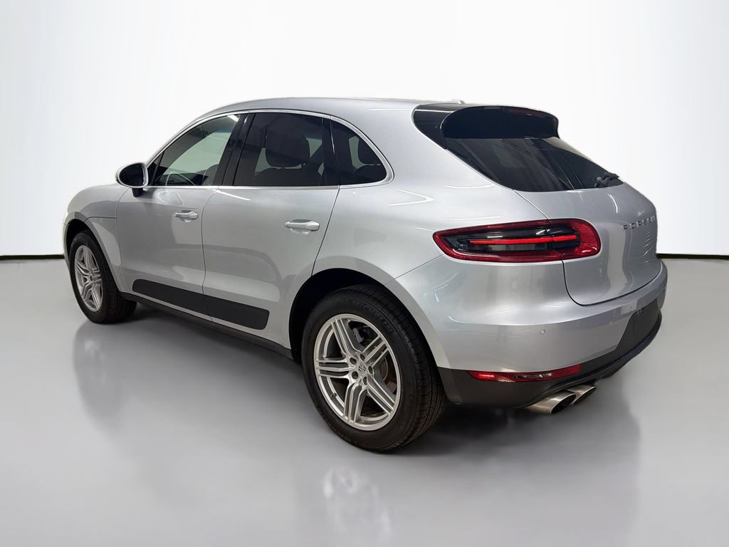 Certified 2015 Porsche Macan S AWD/4WD image 3