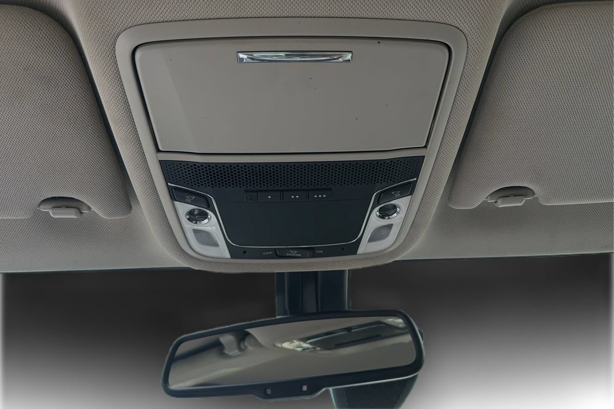 Used 2018 Honda Clarity Plug-In Hybrid image 15