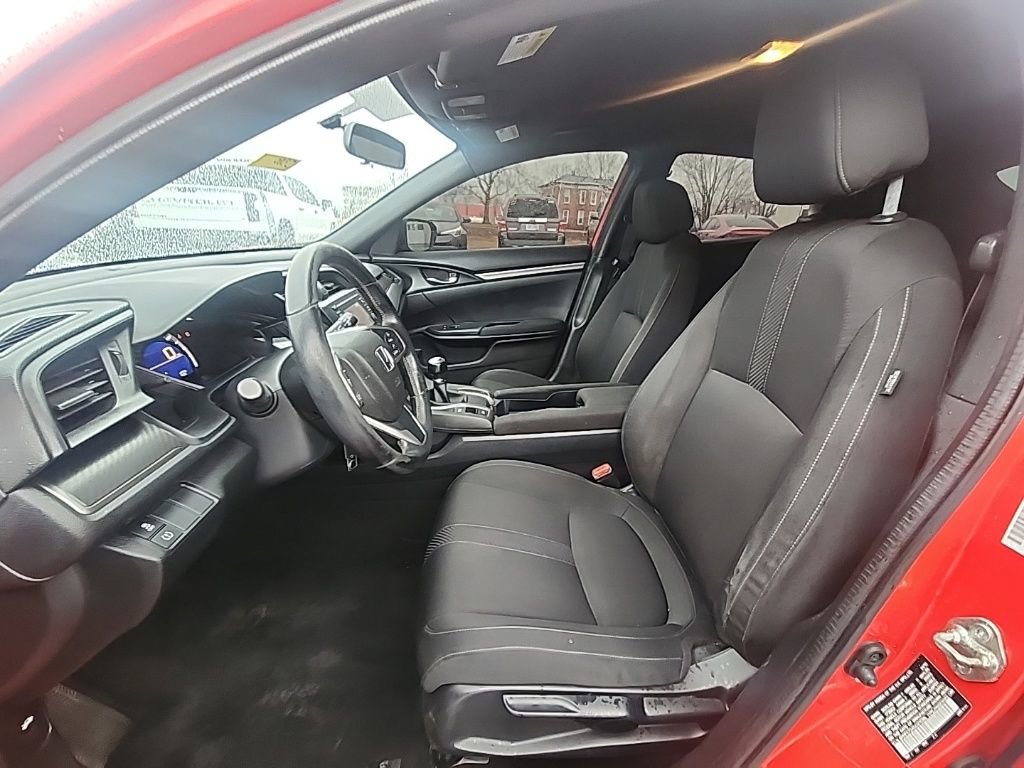 Used 2018 Honda Civic Sport image 13