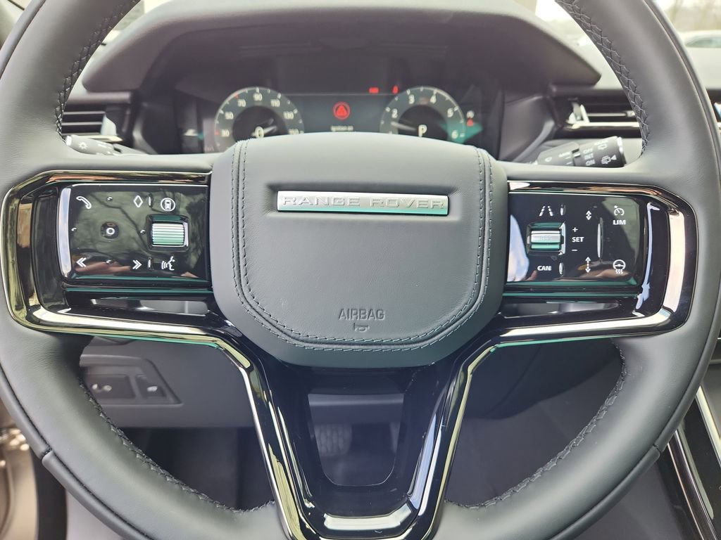 Used 2026 Land Rover Range Rover Velar S AWD/4WD image 18