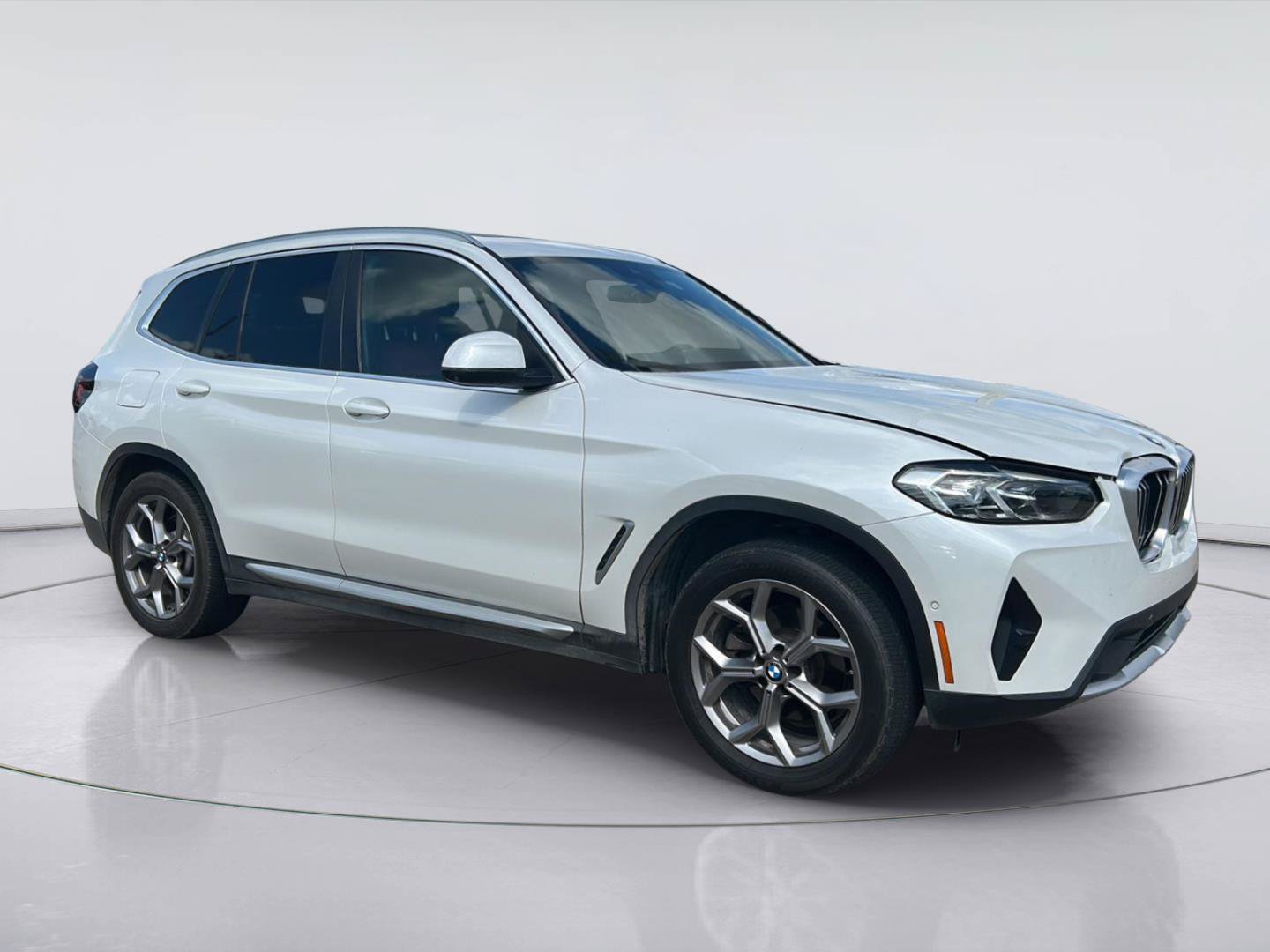 Used 2023 BMW X3 xDrive30i AWD/4WD image 3