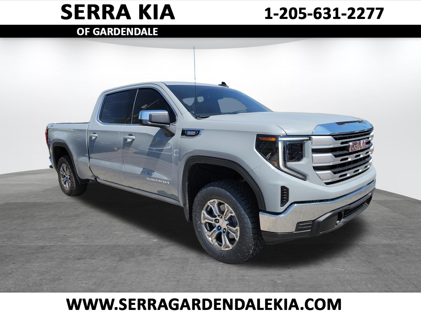 Used 2024 GMC Sierra 1500 SLE w/ Preferred Package AWD/4WD image 1