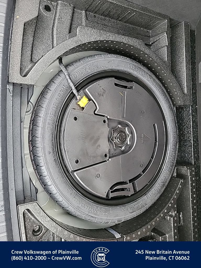 Certified 2023 Volkswagen Taos SEL AWD/4WD image 53