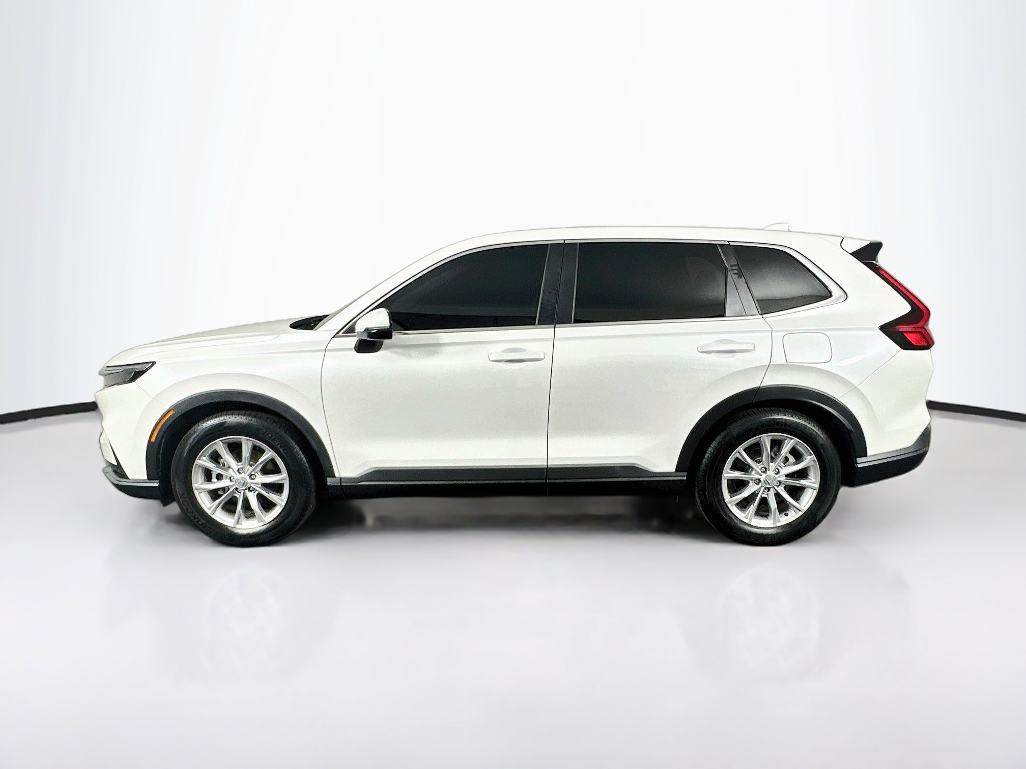 Used 2025 Honda CR-V EX-L image 4