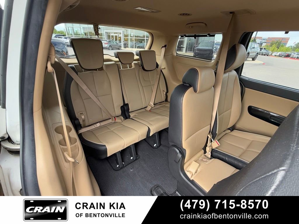Used 2016 Kia Sedona EX FWD image 32