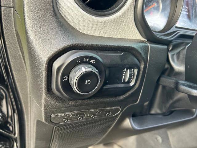 Certified 2025 Jeep Wrangler Unlimited Sport AWD/4WD image 18
