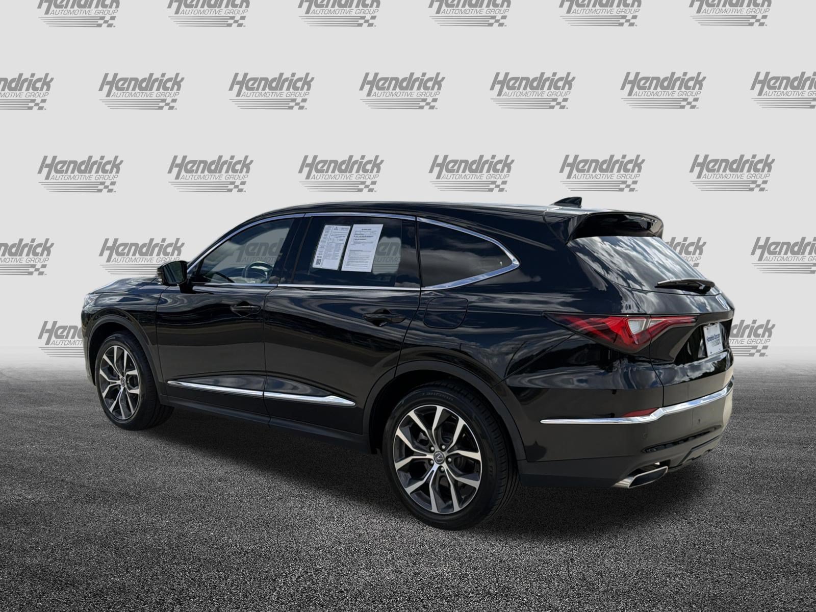 Certified 2024 Acura MDX w/ Technology Package FWD image 8