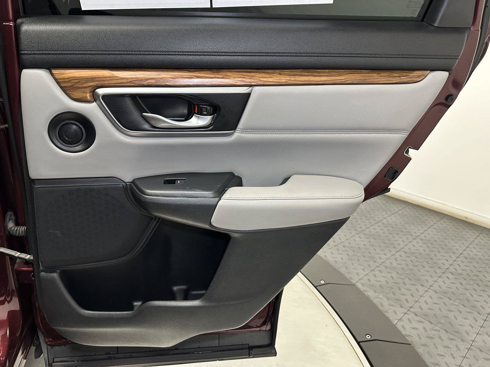 Certified 2019 Honda CR-V EX-L image 33