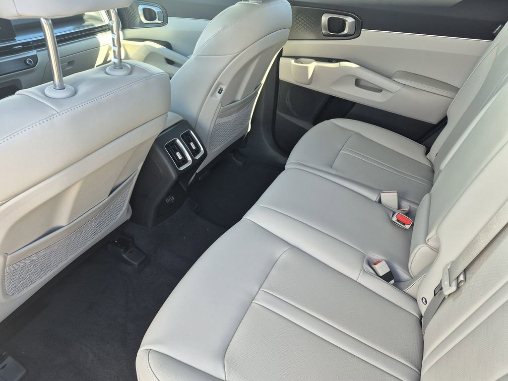 New 2026 Kia Sorento S image 12