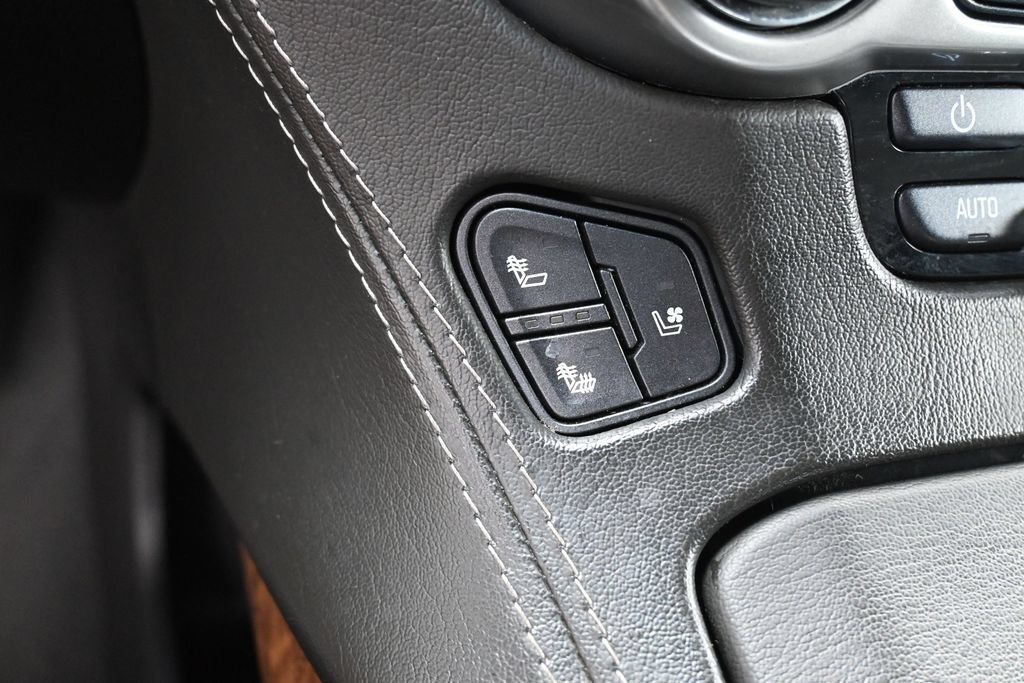 Used 2020 Chevrolet Tahoe Premier AWD/4WD image 28