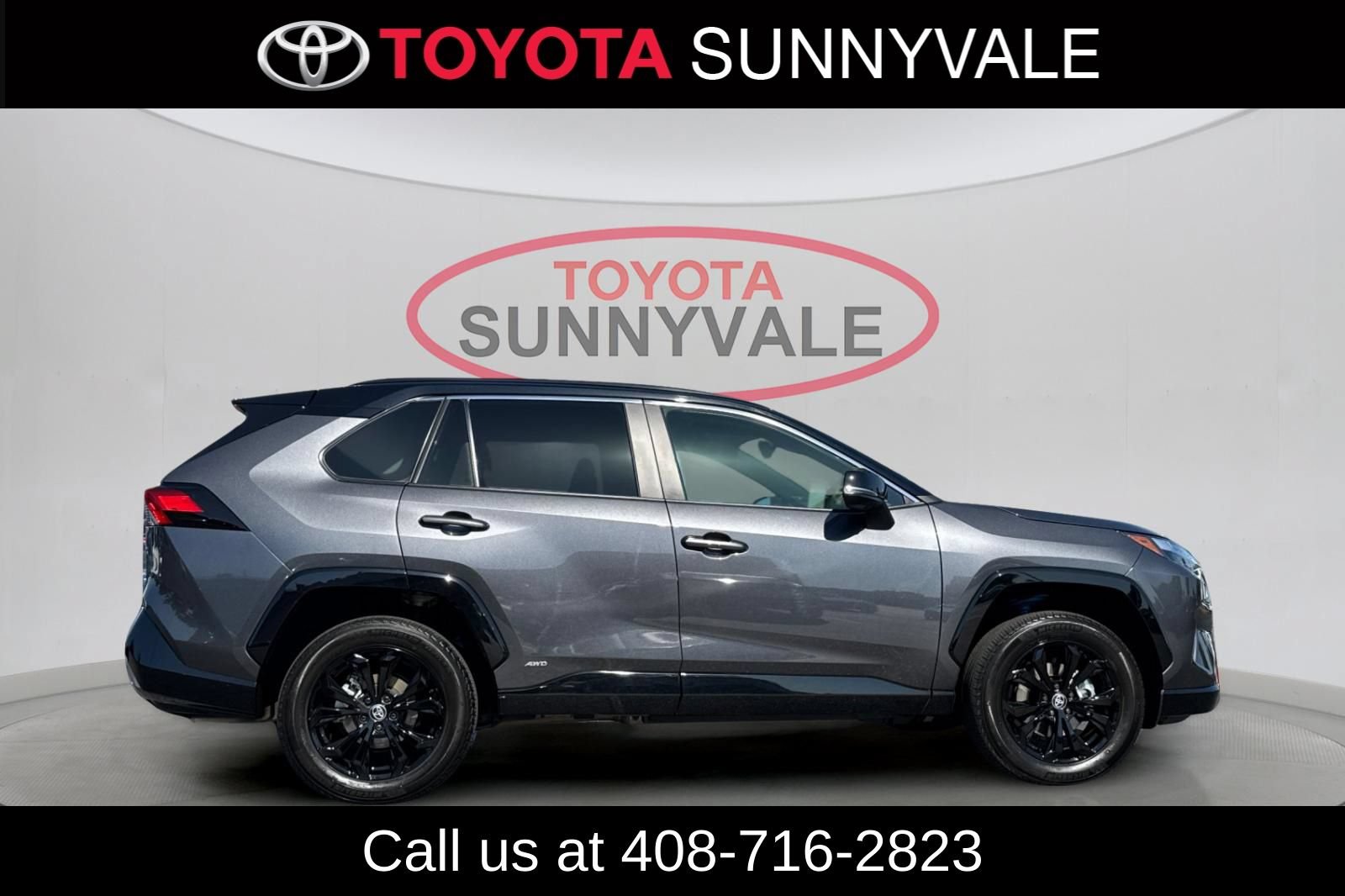 Used 2023 Toyota RAV4 XSE AWD/4WD image 10