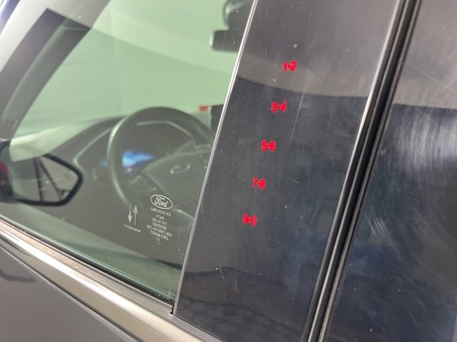 Used 2022 Ford Escape Titanium image 23